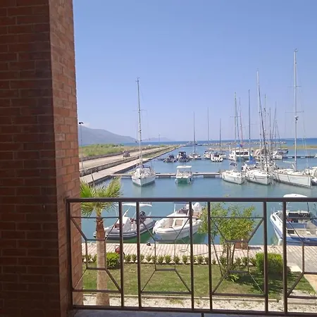 Marina Orikum Aparthotel *