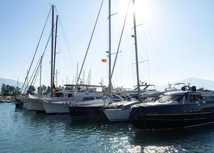 Marina Orikum Hotel apartamentowy